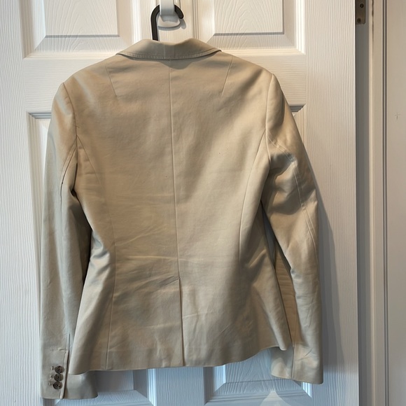 See next listing for matching pant. Banana Republic blazer. Beautiful detailing - Picture 6 of 7
